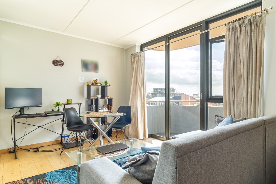 1 Bedroom Property for Sale in Woodstock Western Cape